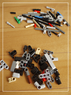 LEGOCaterpillar02.jpg