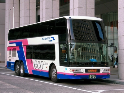 Nishinihon-JR-bus-Seisyun-Eco-Dream.jpg