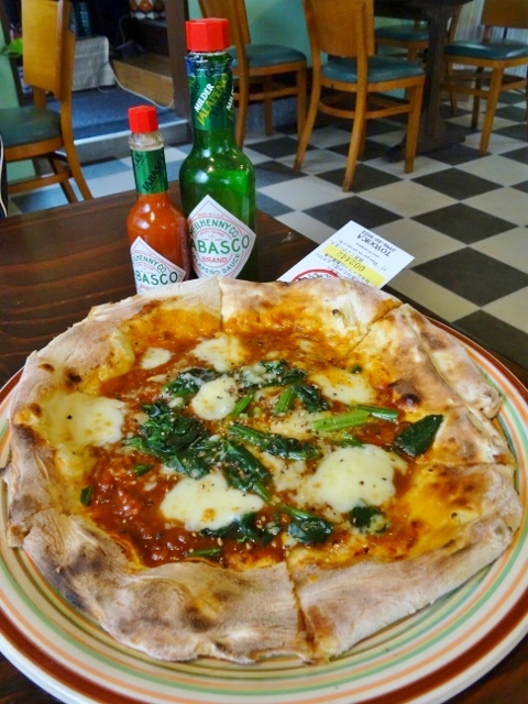 ナポリ食堂ポルコロッソ　ナポリピザのセットランチ　本日のピザ