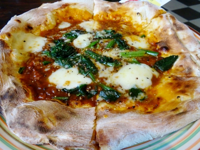 ナポリ食堂ポルコロッソ　ナポリピザのセットランチ　本日のピザ
