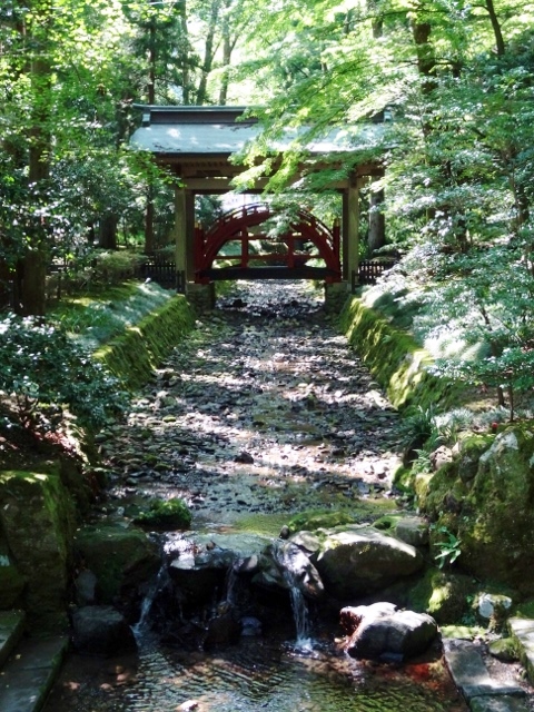 彌彦神社　玉の橋