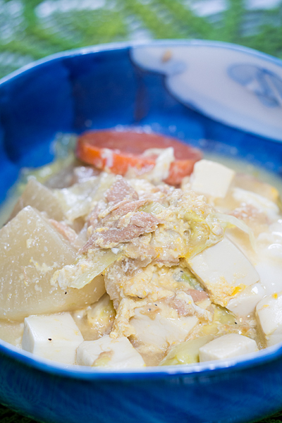 豆腐とダイコンのスープ