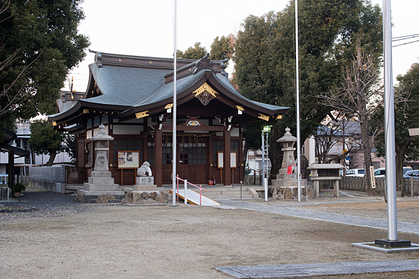 多奈波太神社拝殿