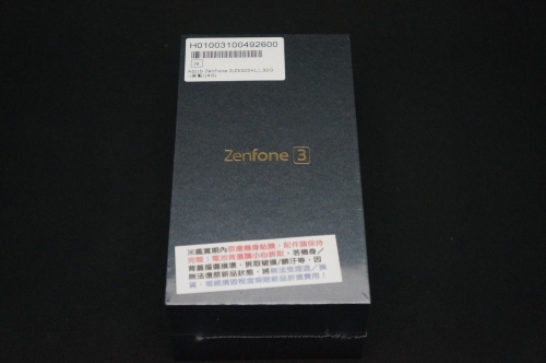 ZenFone3_ZE520KL_002.jpg