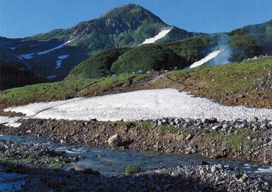 夏山登山の浄土山（２８３１m）