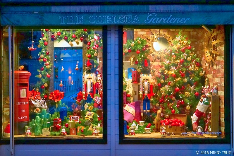 絶景探しの旅 - 0076 ロンドンのクリスマス飾り 「ザ・チェルシー・ガーデナー」 （ケンジントン・アンド・チェルシー王立区）